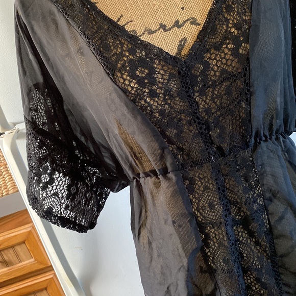 XHILARATION lightweight swimsuit coverup size woman’s medium - Picture 3 of 11